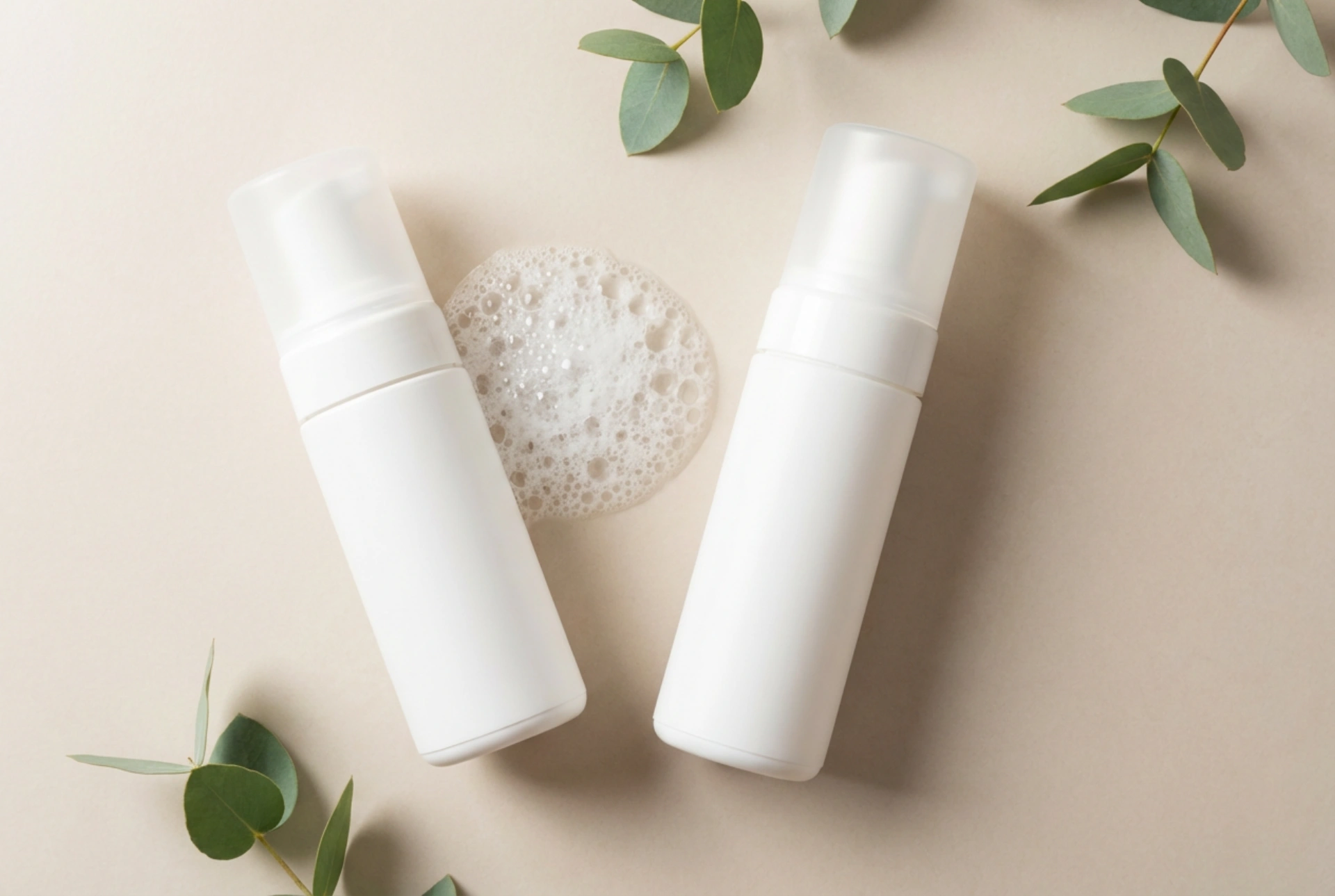 Espuma de limpeza facial: lavagem leve e eficaz sem repuxar