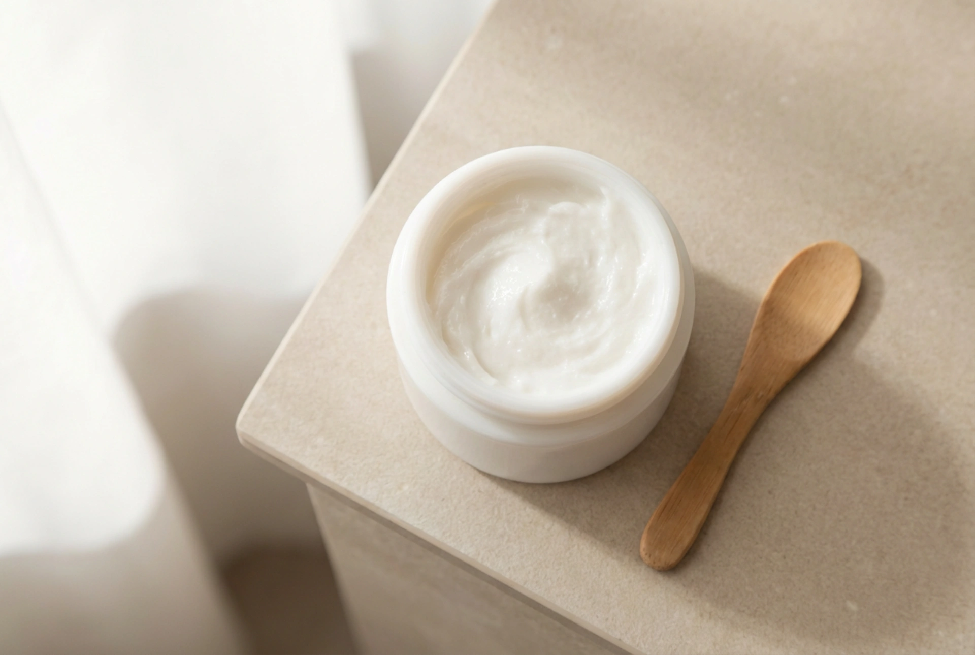 Creme hidratante antirrugas: como escolher e usar no dia a dia