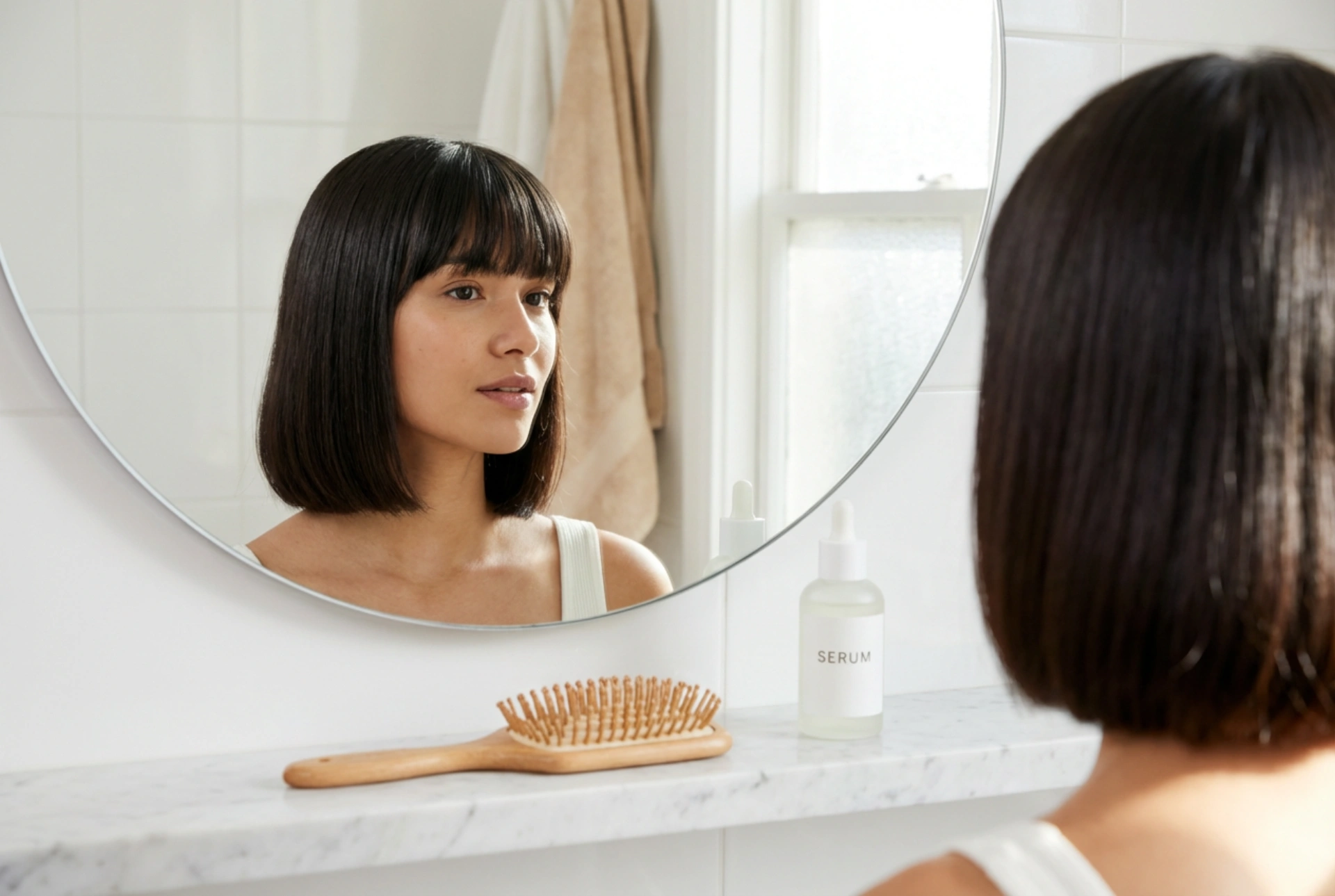 Bobs curtos com franja: como secar, modelar e evitar o frizz