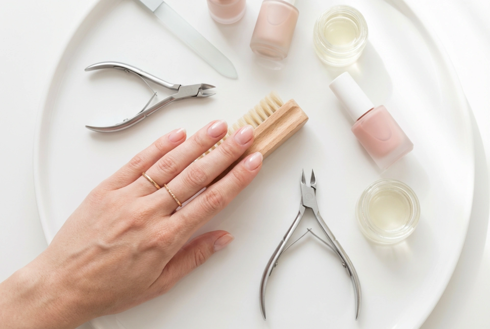 Kit para Fazer Unhas: Os Itens que Vale a Pena Ter e a Ordem de Uso